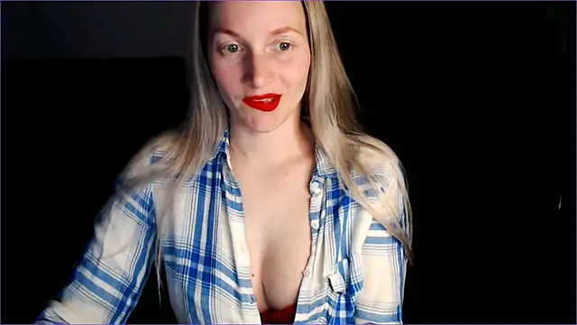Snapshot of Shantidol chatting on 06-15-26, 09:36 Shantidol online show from 06-15-26, 09:36