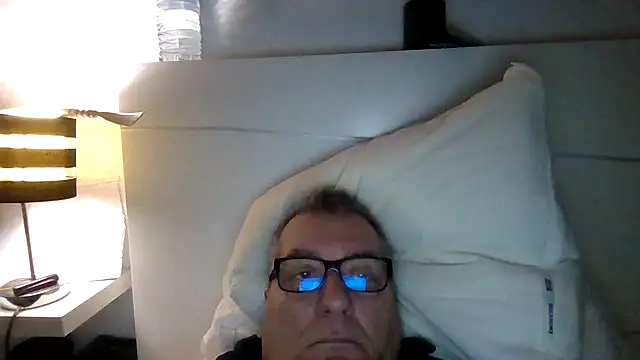 Snapshot of vergatugablogspot chatting on 02-08-26, 09:40 vergatugablogspot online show from 02-08-26, 09:40