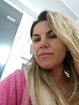 FeliciaKrige online show from 01-05-26, 08:45