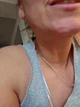 FeliciaKrige online show from 02-25-25, 03:09