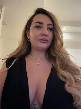 Snapshot of YaaraCollins chatting on 02-28-26, 07:13 YaaraCollins online show from 02-28-26, 07:13