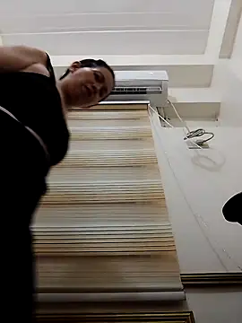 Snapshot of ladyxianne chatting on 03-03-25, 05:47 ladyxianne online show from 03-03-25, 05:47