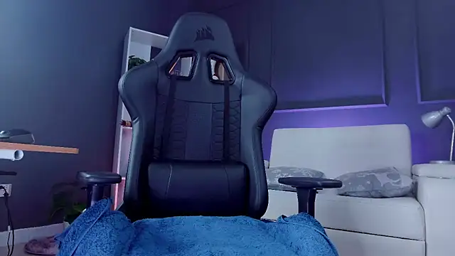 alessandro duty online show from 11-23-25, 08:19