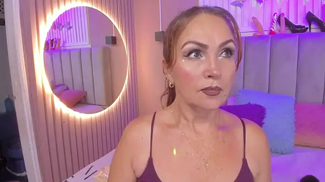 chantall1375 online show from 03-11-26, 03:33