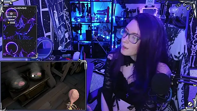 AnneSao online show from 12-20-24, 12:19