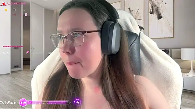 Snapshot of Victoria_Romans chatting on 01-07-26, 05:07 Victoria Romans online show from 01-07-26, 05:07