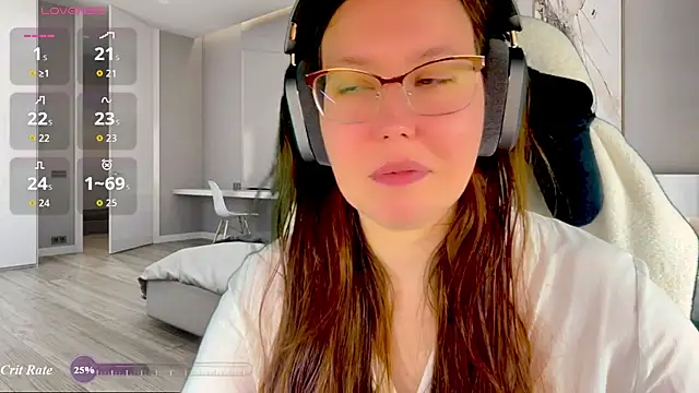 Victoria Romans online show from 07-19-26, 02:58