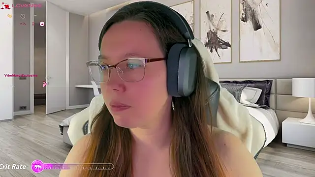 Snapshot of Victoria_Romans chatting on 12-03-25, 04:02 Victoria Romans online show from 12-03-25, 04:02