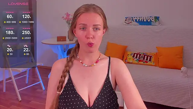 Snapshot of SweetMilkis chatting on 07-19-26, 12:24 SweetMilkis online show from 07-19-26, 12:24