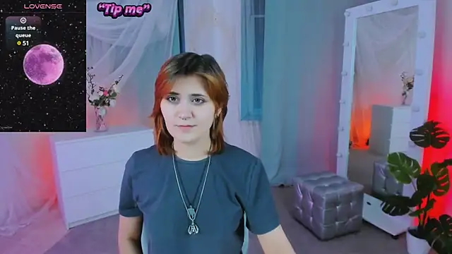 Alexa Lexi  online show from 01-15-25, 02:35
