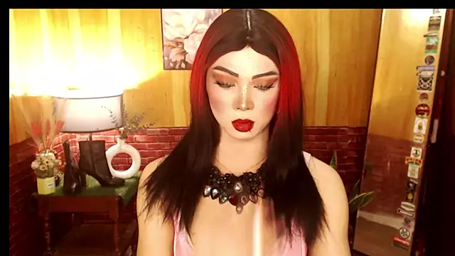 Snapshot of MagneticBeauty chatting on 09-12-25, 02:50 MagneticBeauty online show from 09-12-25, 02:50
