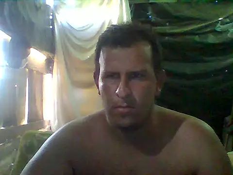 Snapshot of Saimonhot chatting on 10-26-25, 08:31 Saimonhot online show from 10-26-25, 08:31