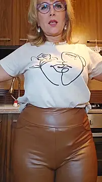 elacoquette online show from 10-28-25, 05:23