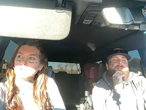 lexymarie online show from 12-20-25, 06:11