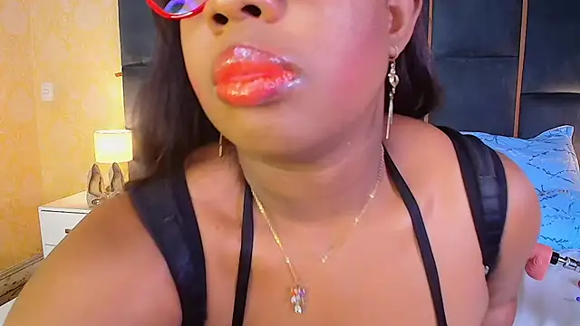 CaseyMoon online show from 10-06-25, 12:50