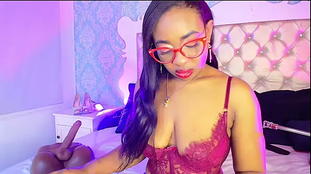 Snapshot of CaseyMoon chatting on 05-11-26, 12:50 CaseyMoon online show from 05-11-26, 12:50