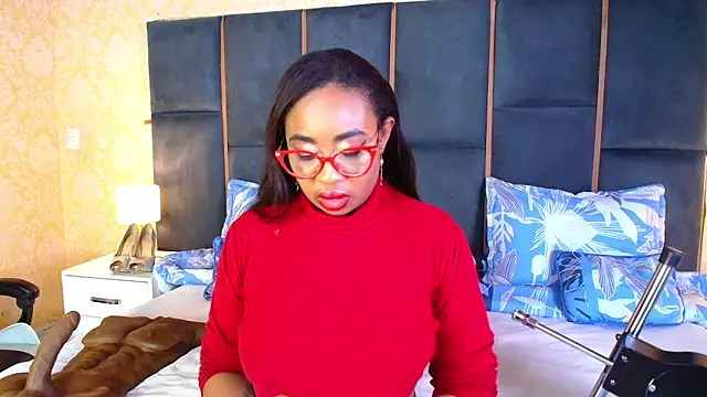 CaseyMoon online show from 11-20-25, 12:50