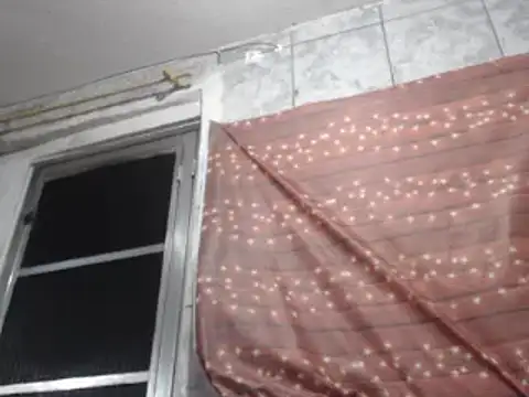 Snapshot of Venusluxodomme chatting on 09-26-25, 01:01 Venusluxodomme online show from 09-26-25, 01:01