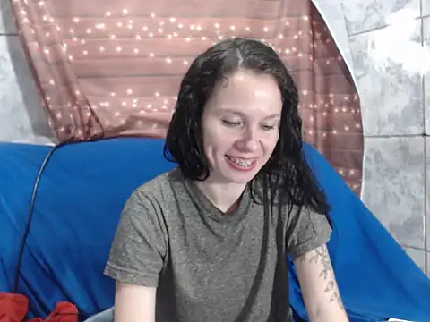 Venusluxodomme online show from 11-11-25, 11:09