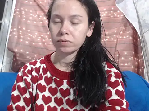 Snapshot of Venusluxodomme chatting on 09-23-25, 03:46 Venusluxodomme online show from 09-23-25, 03:46