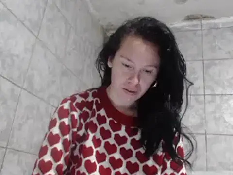 Snapshot of Venusluxodomme chatting on 10-19-25, 08:22 Venusluxodomme online show from 10-19-25, 08:22