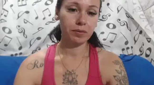 Snapshot of Venusluxodomme chatting on 01-09-25, 02:22 Venusluxodomme online show from 01-09-25, 02:22