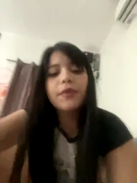 Snapshot of kiarafonseca_ chatting on 09-22-25, 05:57 kiarafonseca  online show from 09-22-25, 05:57