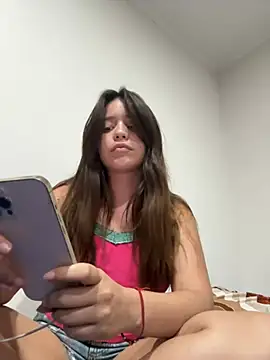 Snapshot of kiarafonseca_ chatting on 12-11-24, 01:37 kiarafonseca  online show from 12-11-24, 01:37