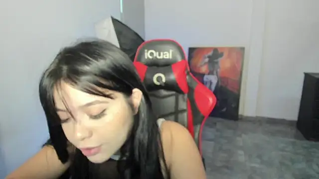 Snapshot of kiarafonseca_ chatting on 09-29-25, 03:46 kiarafonseca  online show from 09-29-25, 03:46