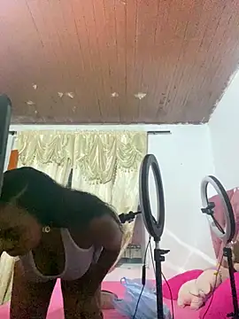 Snapshot of MonicaSex_ chatting on 01-06-26, 11:20 MonicaSex online show from 01-06-26, 11:20