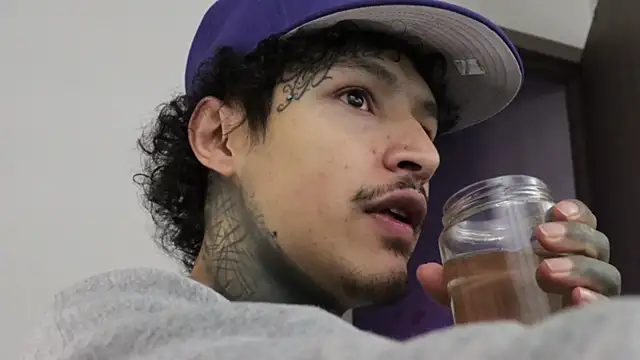 trieone online show from 11-20-25, 03:51