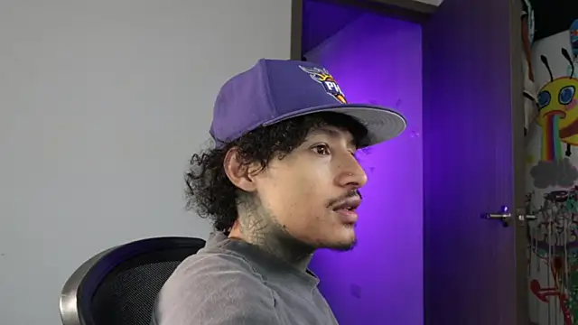 trieone online show from 04-16-26, 02:18