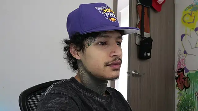 trieone online show from 02-10-26, 01:10