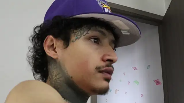 trieone online show from 10-22-25, 07:57