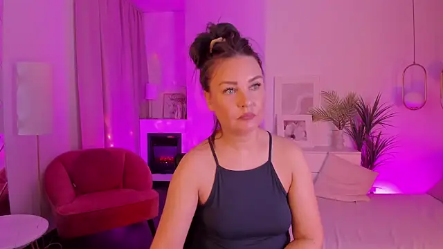 MilenaMellow online show from 12-02-25, 08:54