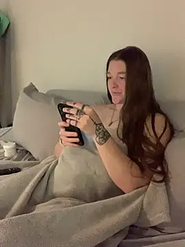 PussiesnCream  online show from 02-11-26, 03:01