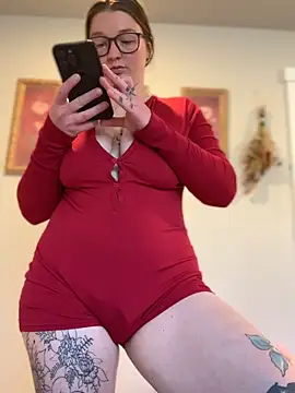 PussiesnCream  online show from 04-06-26, 03:35