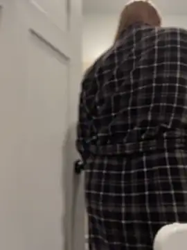 PussiesnCream  online show from 10-28-25, 02:49