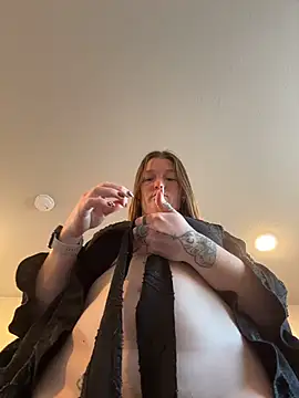 PussiesnCream  online show from 11-13-25, 04:11