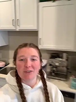 PussiesnCream  online show from 03-10-26, 08:13