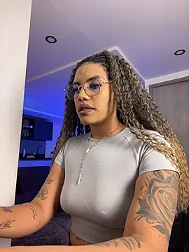 Victoria14  online show from 01-06-26, 10:03