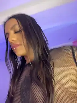 Snapshot of Victoria14_ chatting on 01-17-26, 04:32 Victoria14 online show from 01-17-26, 04:32