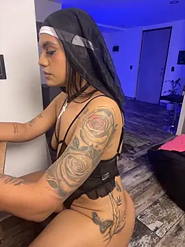 Victoria14  online show from 11-01-25, 02:29