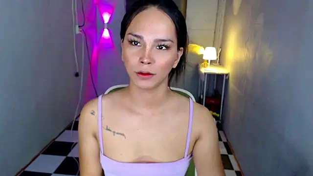 urnaughtydolly69 online show from 06-15-26, 10:59