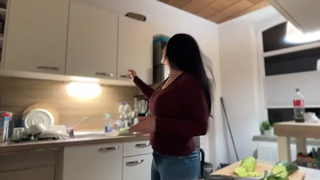 Viola Beck online show from 02-10-26, 05:56