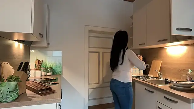 Viola Beck online show from 02-11-26, 10:59