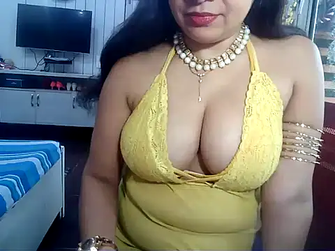 yourradhika online show from 12-04-25, 08:24