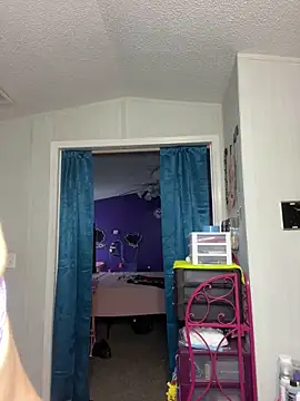 lolabunny9 online show from 02-19-25, 02:22