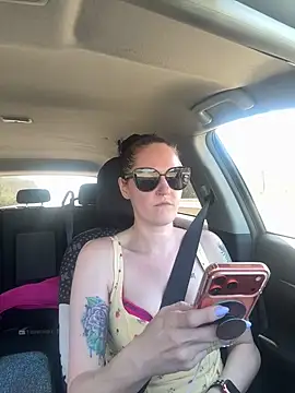 lolabunny9 online show from 03-07-26, 06:35