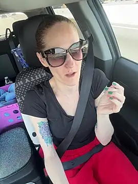 lolabunny9 online show from 11-15-25, 05:28